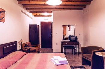 Guesthouse Sinoi Vytina Dış mekan fotoğraf